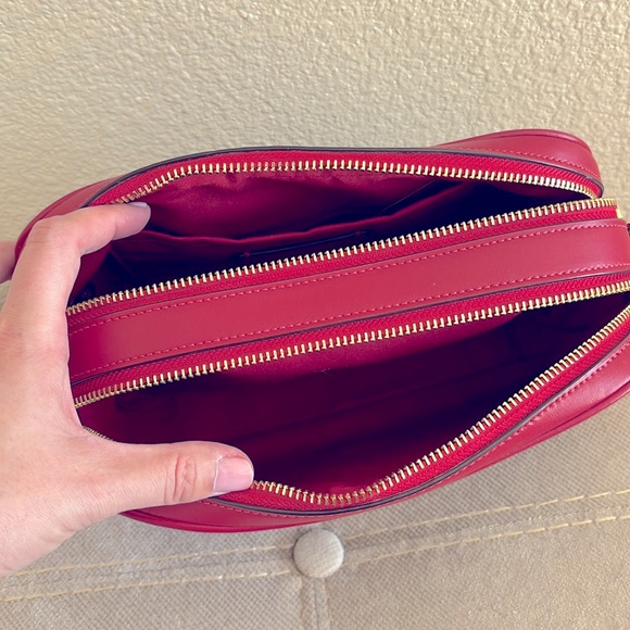 Coach Jes Crossbody / 1941 Red Signature Canvas - Picture 7 of 10